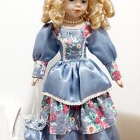 Bambola gioco/collezione 