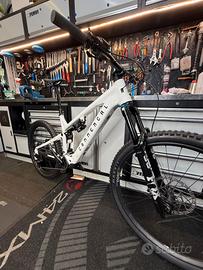 Commencal Meta Power Dji