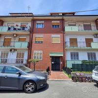 Appartamento 4 vani con Garage Pedara zona central