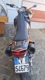 Ktm supermoto 950