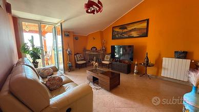 Attico / Mansarda di 85 m² con 3 locali a Giuglian