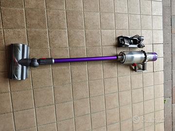 Aspirapolvere Dyson v11