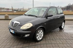 Lancia Ypsilon 1.2 GPL
