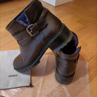Stivaletti FENDI 