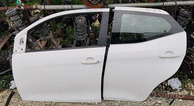 Toyota Aygo 2014> Porte