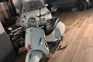 Vespa gts 300