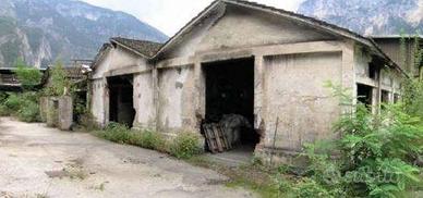 Immobile in asta di 12100 m² a Valbrenta