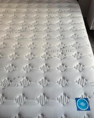 Materasso 180 x 200 cm - Mentor in Memory Foam