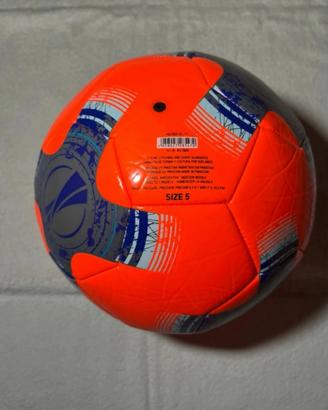 Pallone Adidas Uefa Europa league winter omb