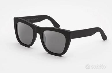 Retrosuperfuture Gals