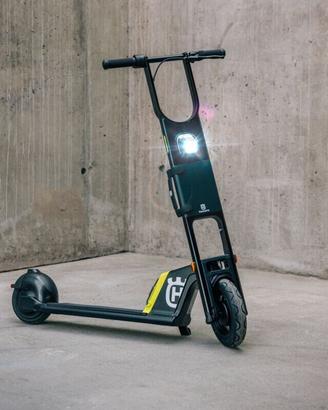 monopattino elettrico husqvarna skutta