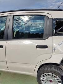 Porta posteriore sinistra FIAT PANDA del 2012