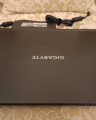 Laptop GIGABYTE 