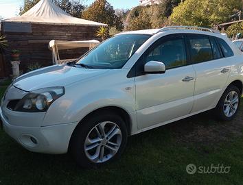 Renault koleos 3200€  