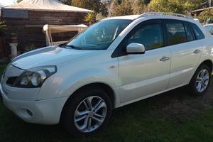 Renault koleos 3200€  