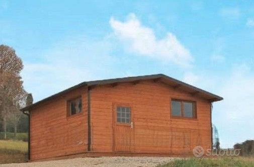 Terreno agricolo con annesso in legno - Vista 5