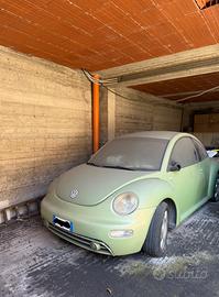 VOLKSWAGEN New Beetle - 2001