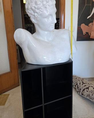 Busto Scultoreo Neoclassico – Ceramica Bianca con
