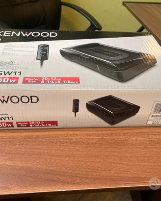 Subwoofer auto