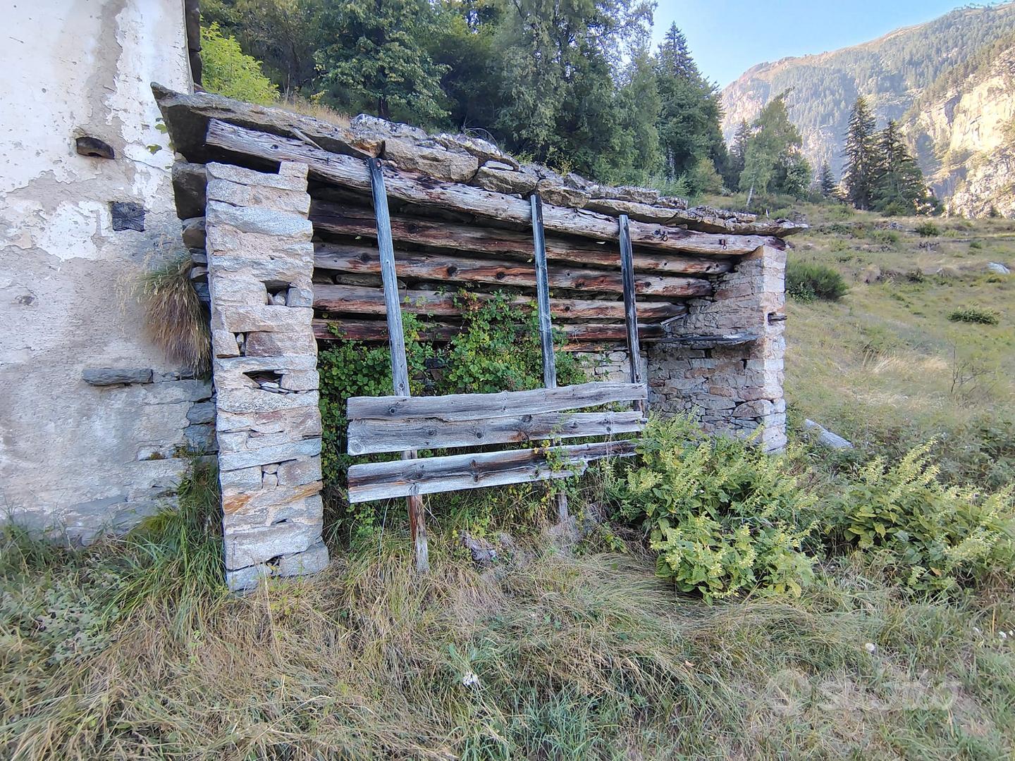 Gruppo di 3 baite. - Vista 3