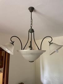 Lampadario in ferro battuto