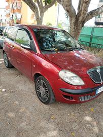 Lancia y 1200 benzina