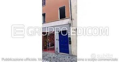 Immobile in asta di 100 m² con 4 locali a Ravenna