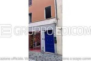 Immobile in asta di 100 m² con 4 locali a Ravenna