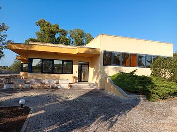 Locale commerciale uso ufficio