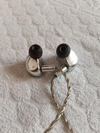 Tripowin X HBB Mele Cuffie IEM