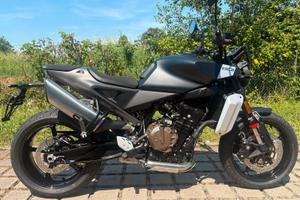 Husqvarna Svartpilen 801 SVART PILEN L DISPONIBILE