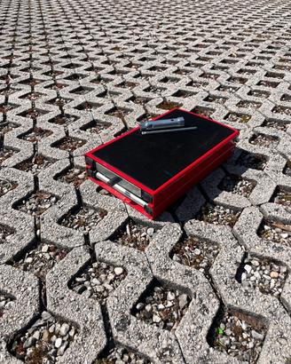 Cavaletto centrale per la moto 