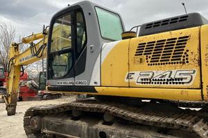 Escavatore New Holland E245