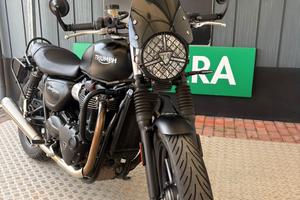 Triumph Street Twin