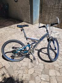 bicicletta Mountain bike 26