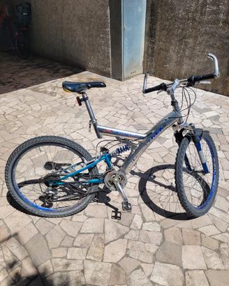 bicicletta Mountain bike 26