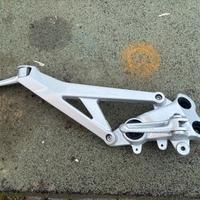 Supporto sx con pedane ducati multistrada 620