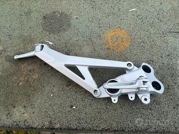 Supporto sx con pedane ducati multistrada 620