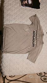 T-shirt Under Armour grigia traspirante – Taglia M
