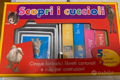 Scatoina con librini e cubi per bimbi piccoli