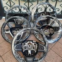 Stock volanti in pelle