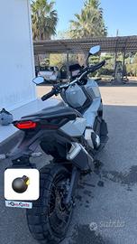 X-ADV 2022