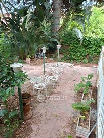 Via delle sirene appartamento con giardino