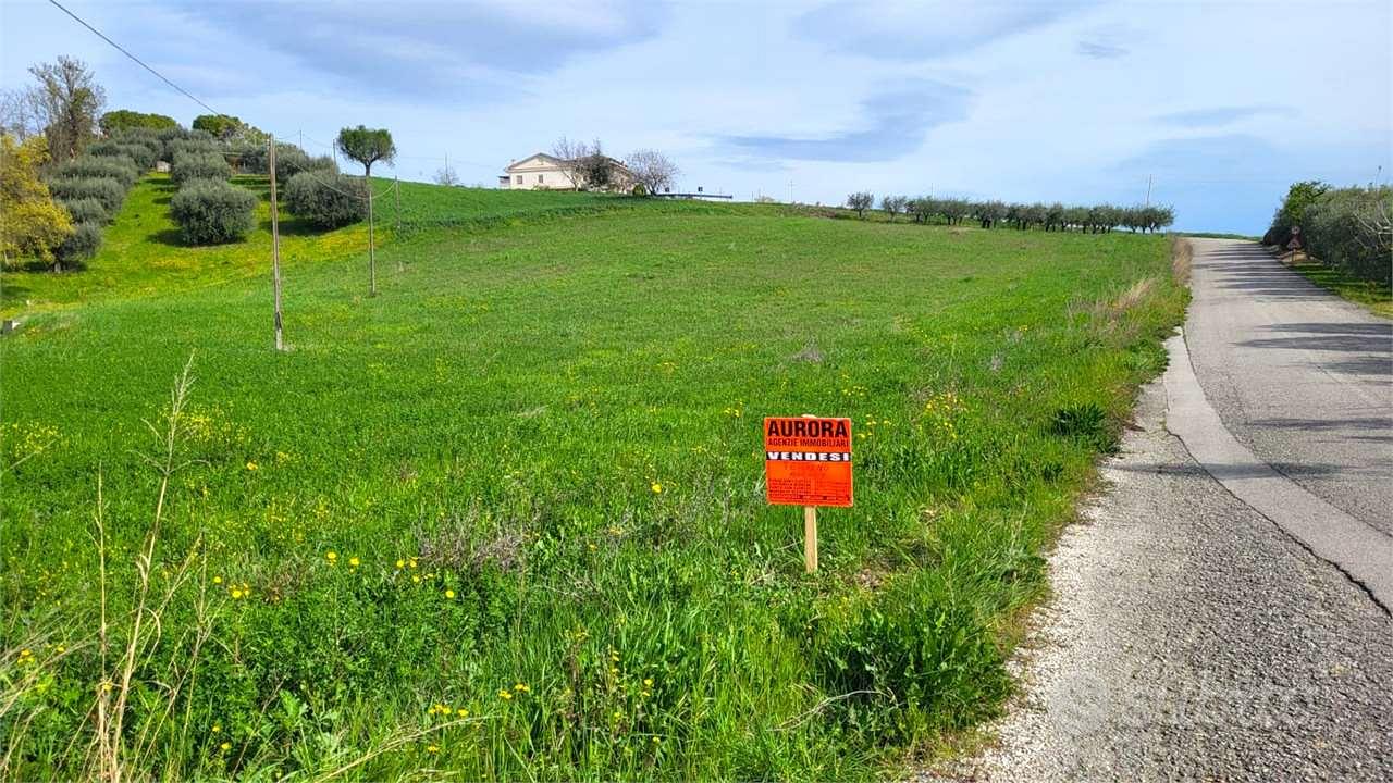 Terreno Agricolo a Magliano di Tenna - Vista 2