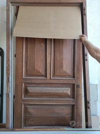 Portone in legno massello NOCE