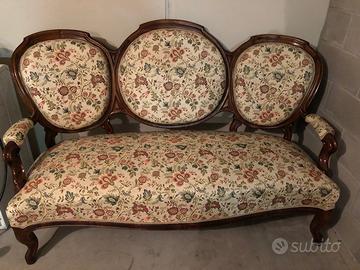 Divano antico con due poltrone stile Luigi Filippo