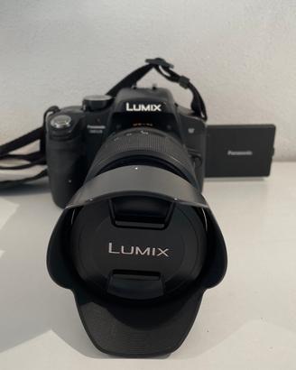 PANASONIC DMC-L10. Corpo macchina + ottica