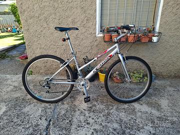 Bicicletta trophy atala