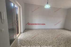 Casa, Piraineto - Serracardillo, Carini.