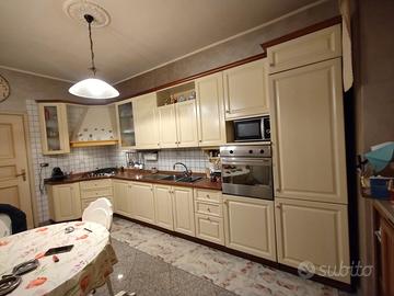 CUCINA AD ANGOLO COMPONIBILE  IN LEGNO